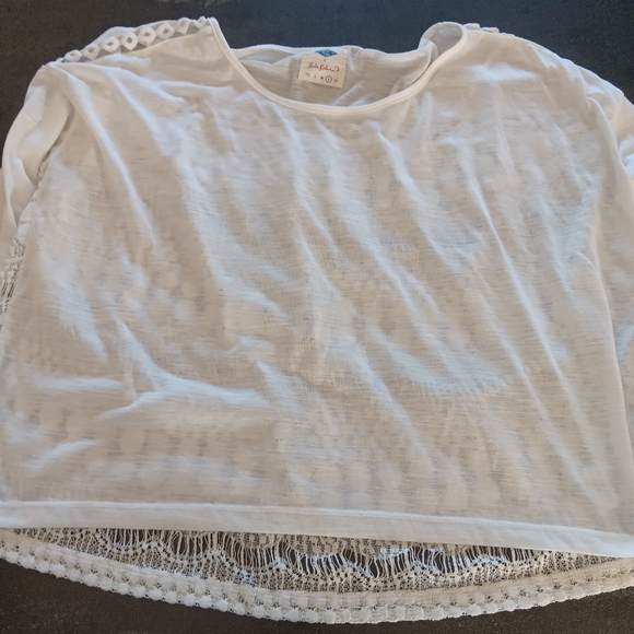 Sadie Robertson Wild Blue White shirt with lace back.  Boho, gypsy - Picture 3 of 10